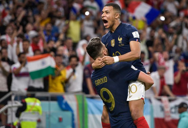 球天下体育官方网址-从莱万多夫斯基在SKT比赛中绝杀到辽宁本钢围绕德甲遗憾出局，上海申花围绕社区盾更衣室发声的简单介绍